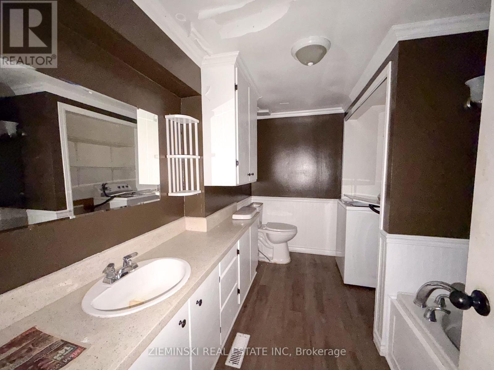 157 Pine Street N, Timmins (Tne - Central), ON