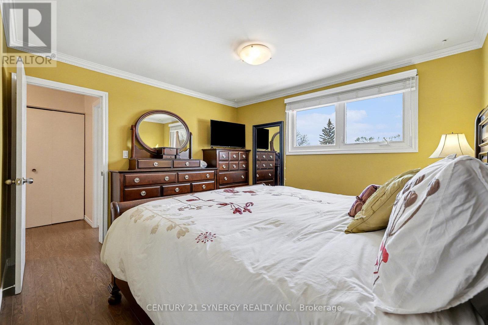 Primary Bedroom - 1350 Linden Crescent, Brockville, ON - Indoor Photo Showing Bedroom