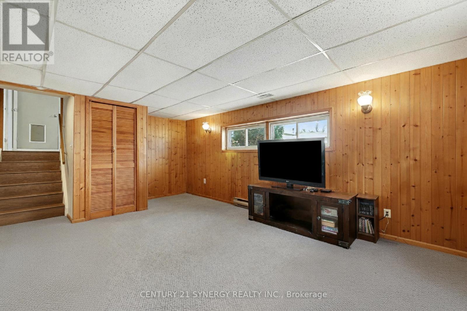 Lower level family room. - 1350 Linden Crescent, Brockville, ON - Indoor