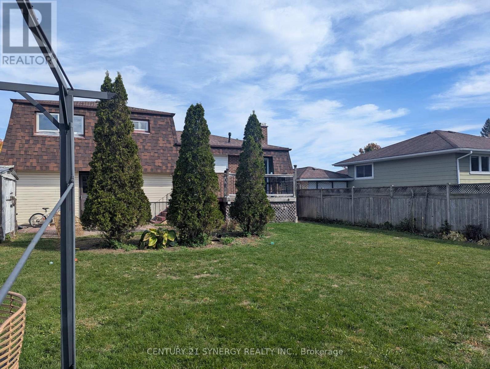 1350 Linden Crescent, Brockville, ON - Outdoor