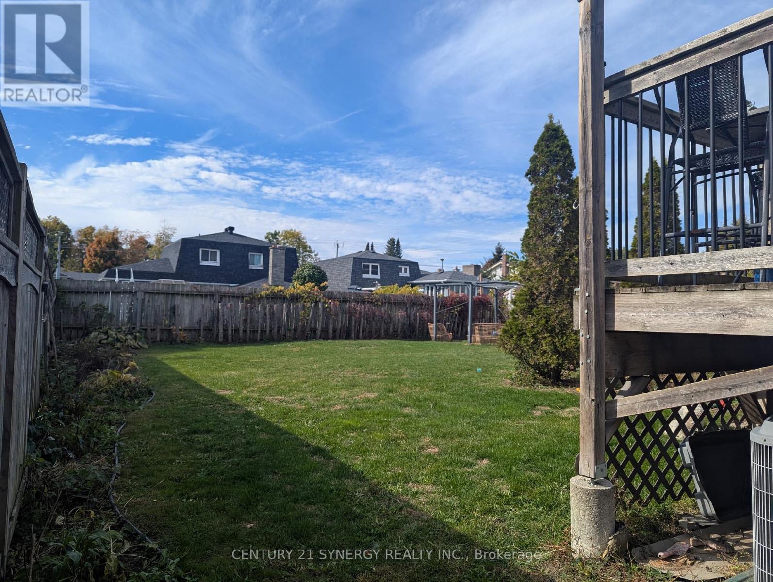 1350 Linden Crescent, Brockville, ON - Outdoor
