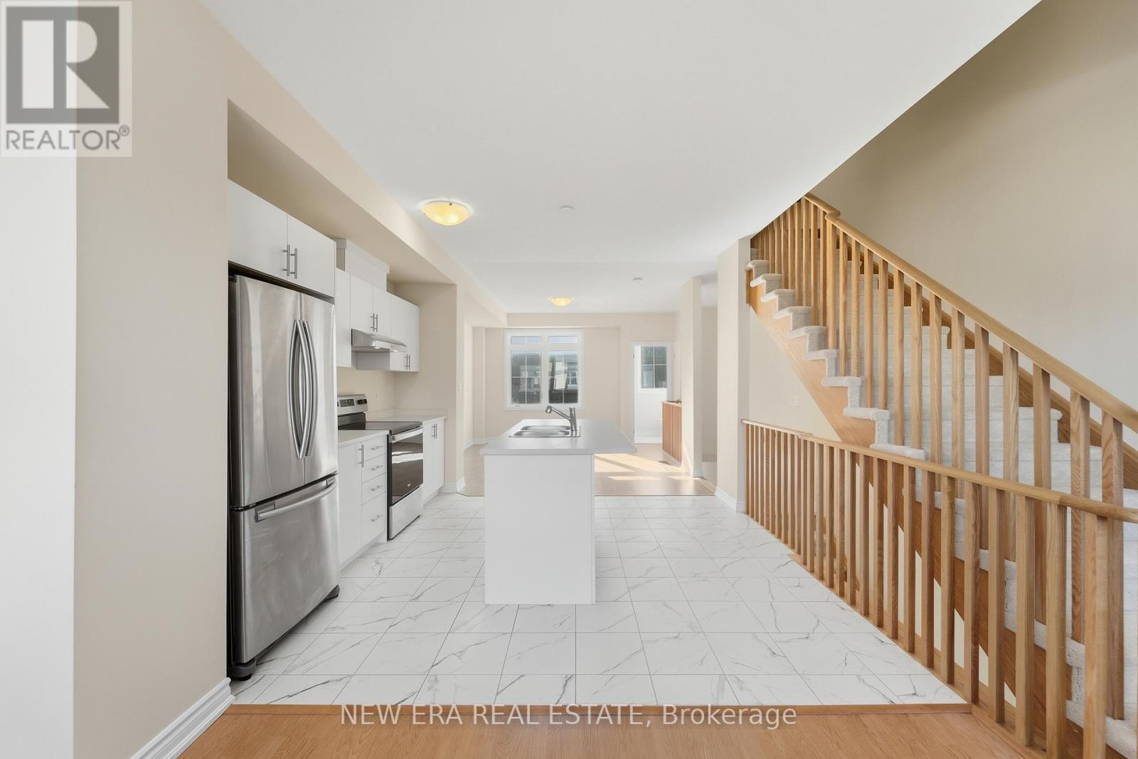 6 Malone Lane, Clarington, ON - Indoor Photo Showing Other Room