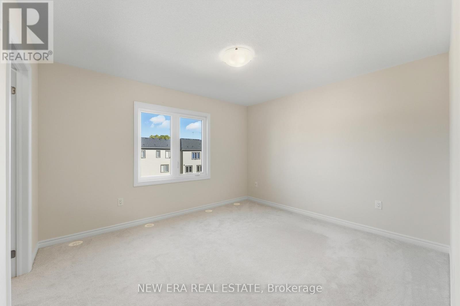 6 Malone Lane, Clarington, ON - Indoor Photo Showing Other Room