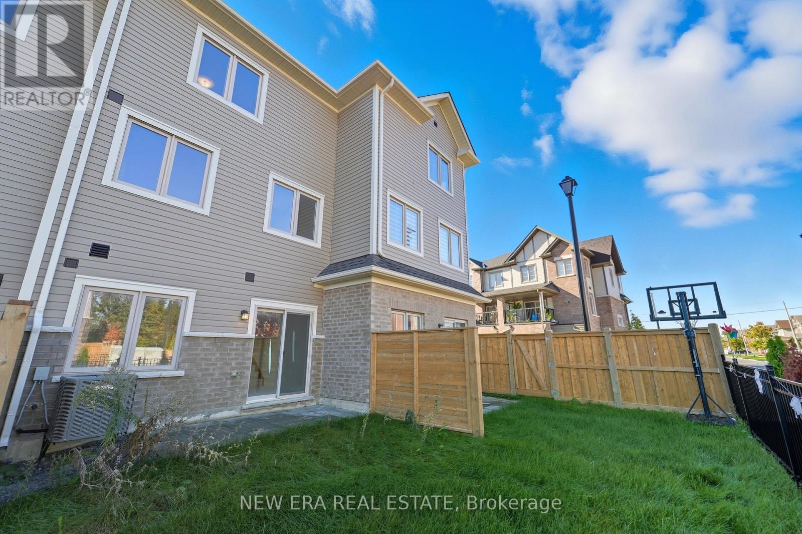 6 Malone Lane, Clarington, ON - Outdoor