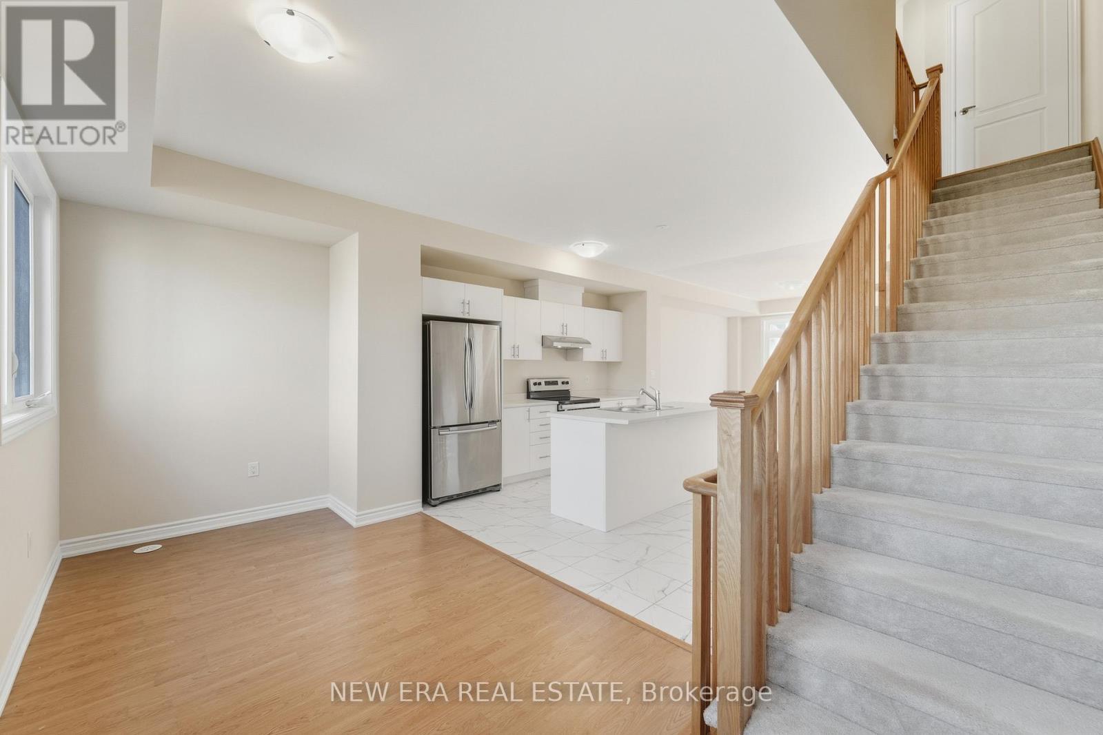 6 Malone Lane, Clarington, ON - Indoor Photo Showing Other Room