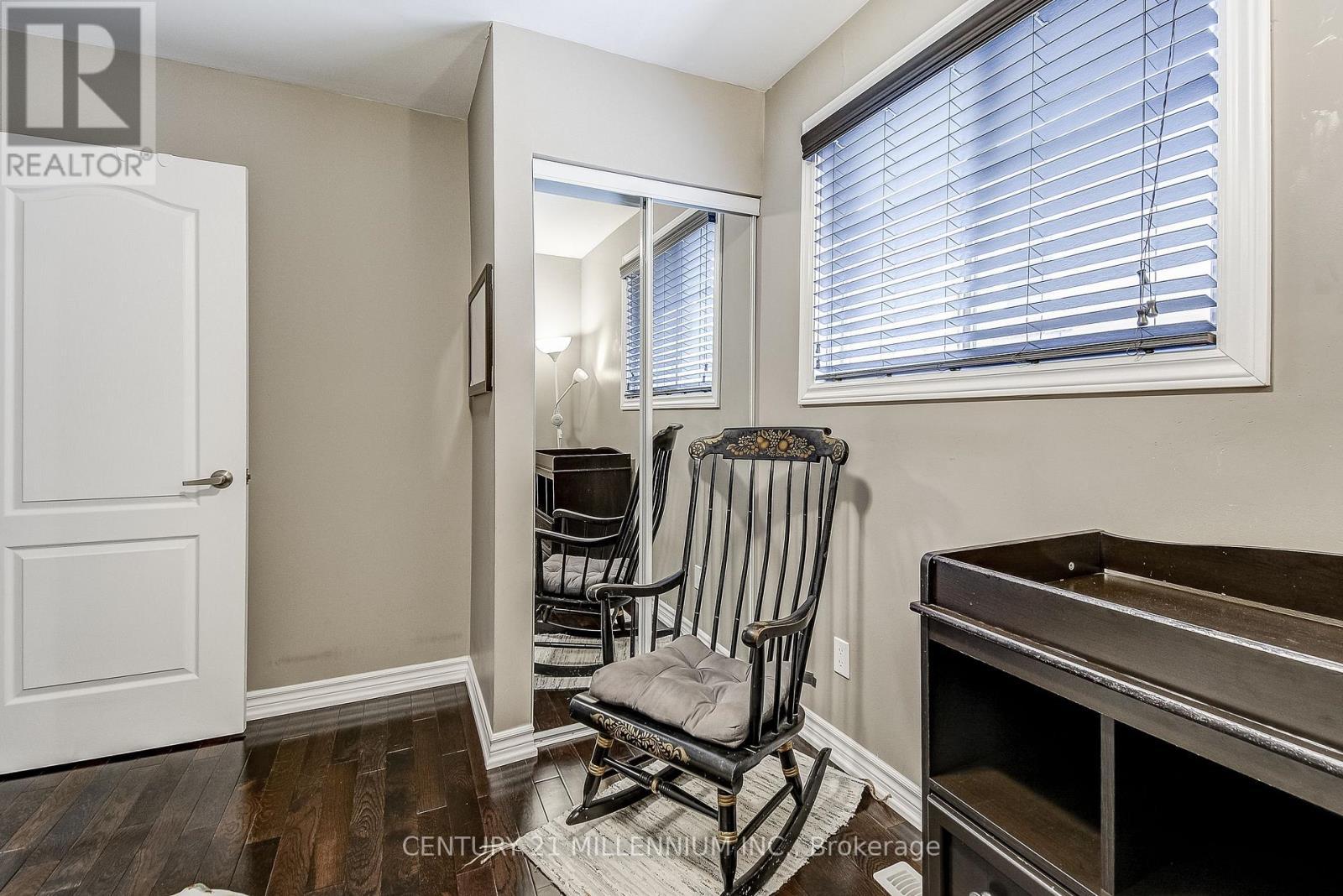 10 Evesham Crescent, Brampton, ON - Indoor Photo Showing Other Room