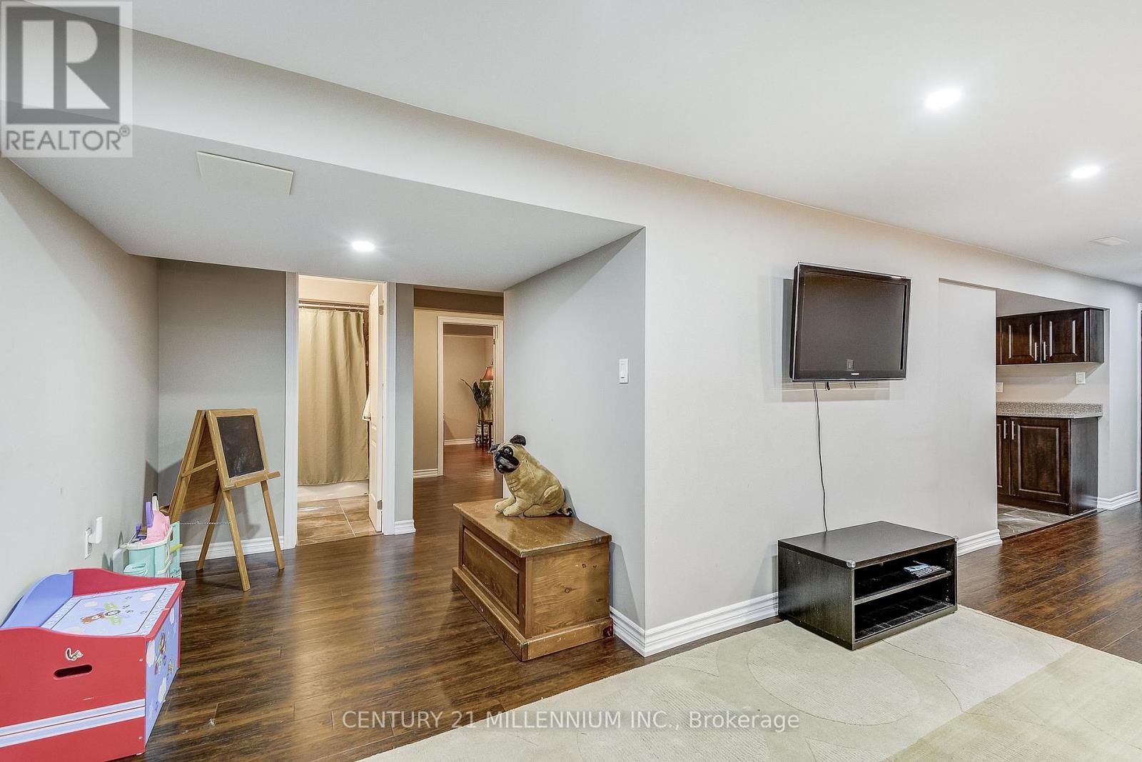 10 Evesham Crescent, Brampton, ON - Indoor