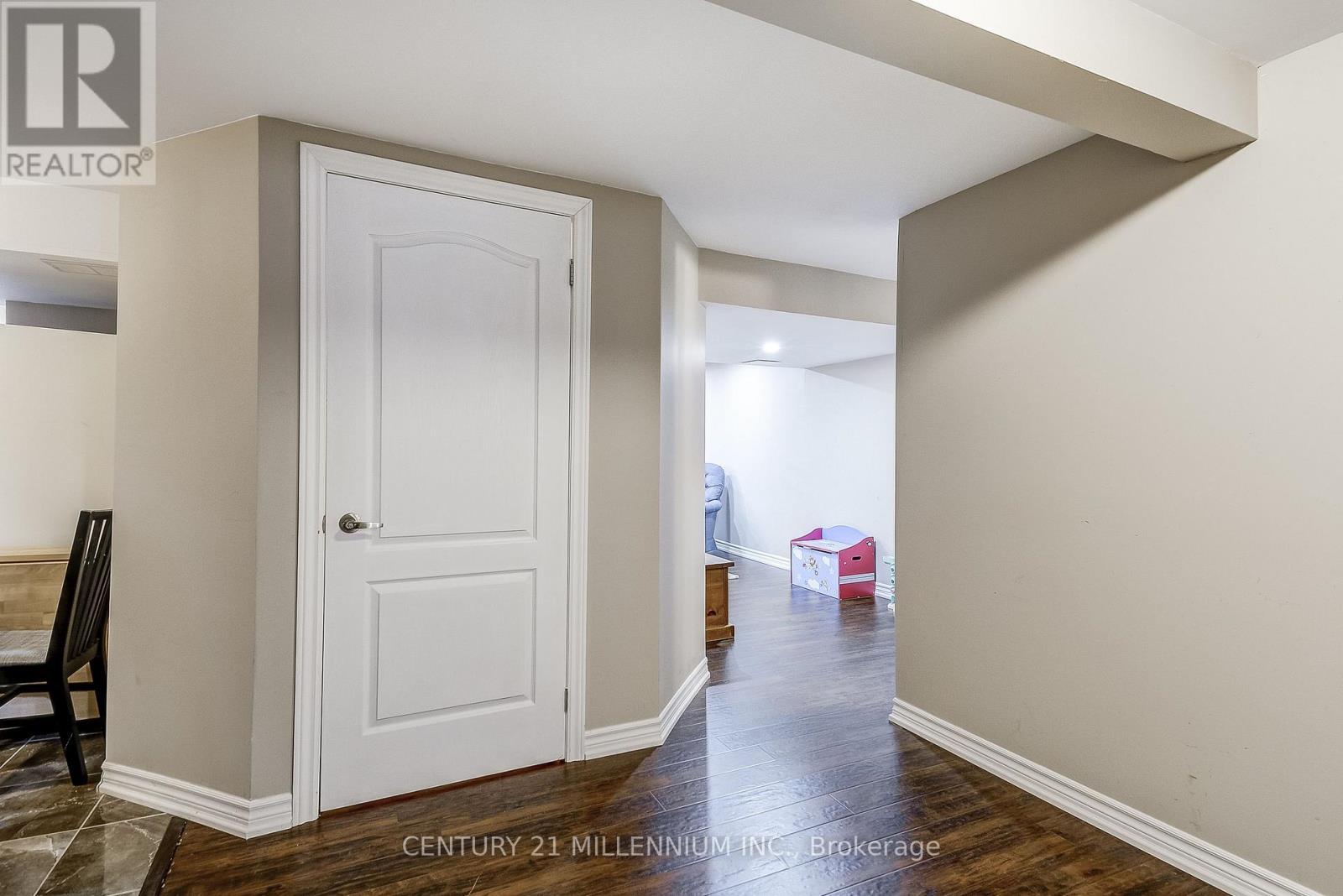 10 Evesham Crescent, Brampton, ON - Indoor Photo Showing Other Room