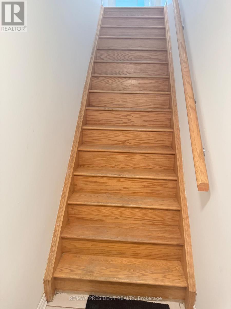 174 - 200 Veterans Drive, Brampton, ON - Indoor Photo Showing Other Room