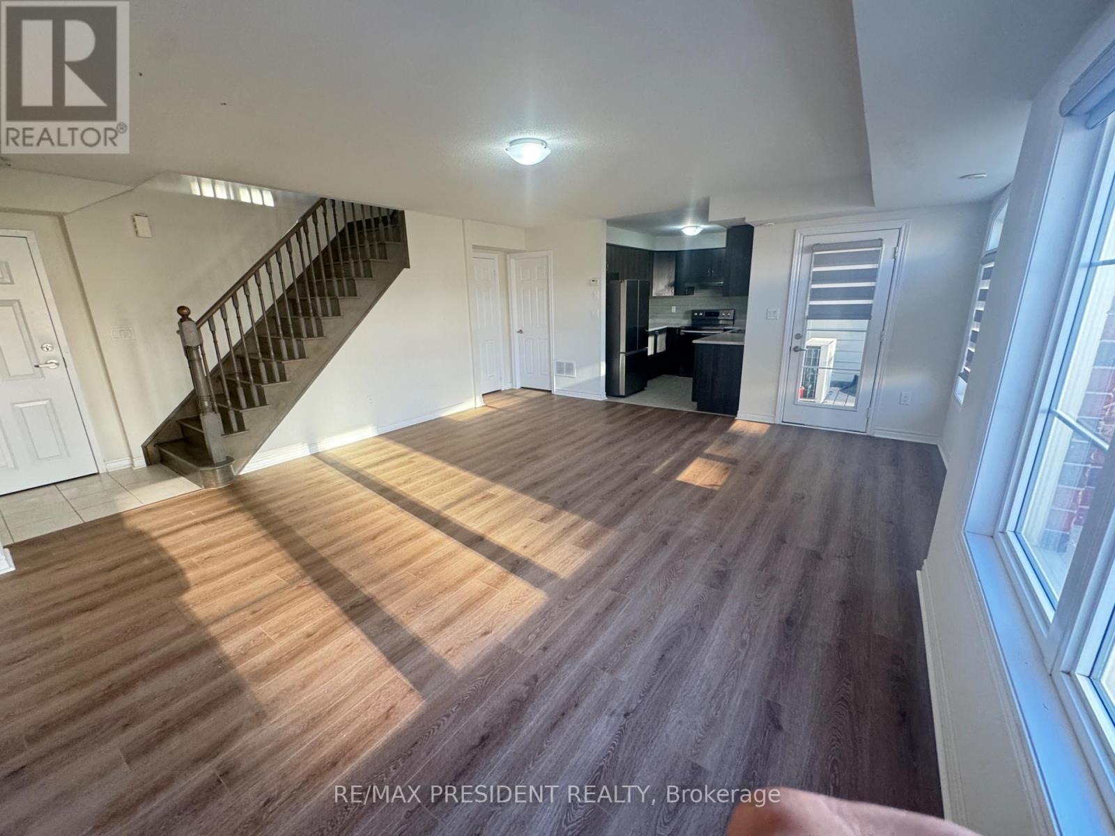 174 - 200 Veterans Drive, Brampton, ON - Indoor Photo Showing Other Room