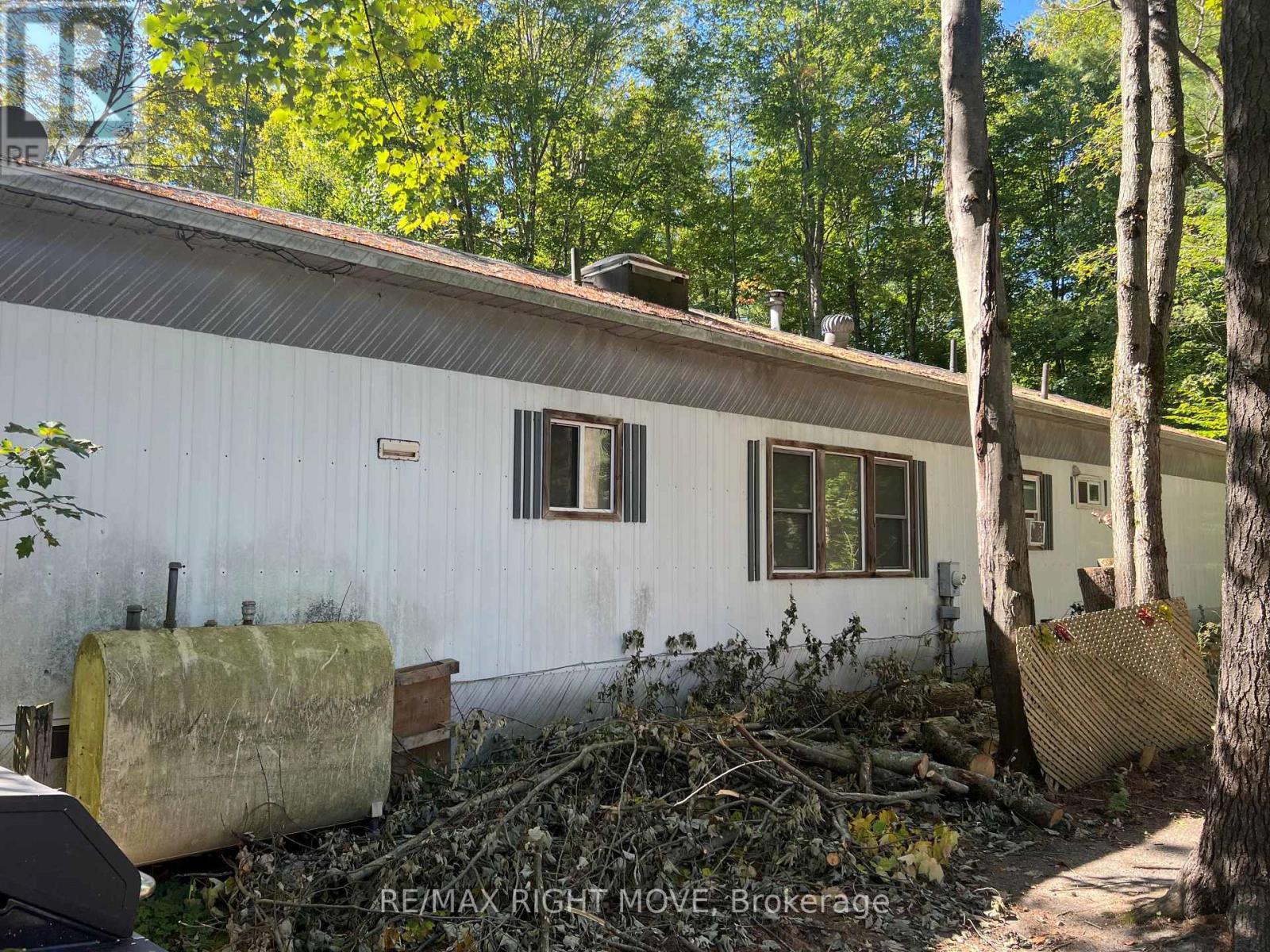 1052 4 Seasons Road, Gravenhurst, ON - Outdoor