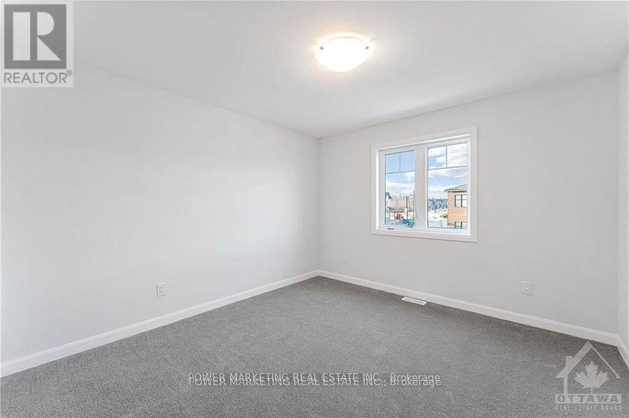 900 Athenry Court, Ottawa, ON - Indoor Photo Showing Other Room