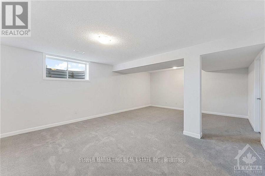900 Athenry Court, Ottawa, ON - Indoor