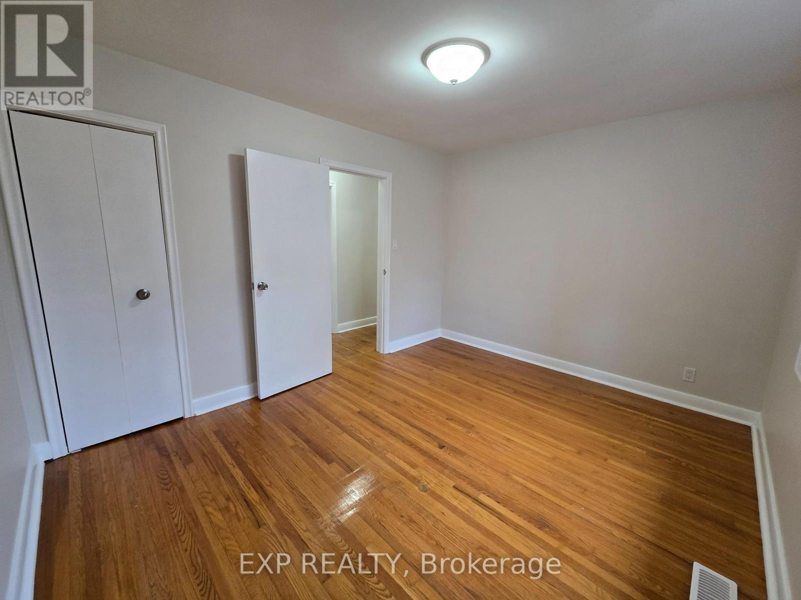 24 Fulham Street, Toronto, ON - Indoor Photo Showing Other Room