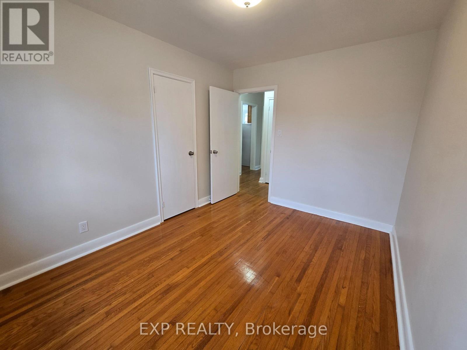 24 Fulham Street, Toronto, ON - Indoor Photo Showing Other Room