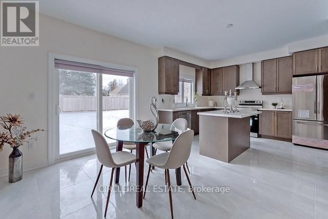 Upper Level - 213 Danny Wheeler Boulevard, Georgina, ON - Indoor