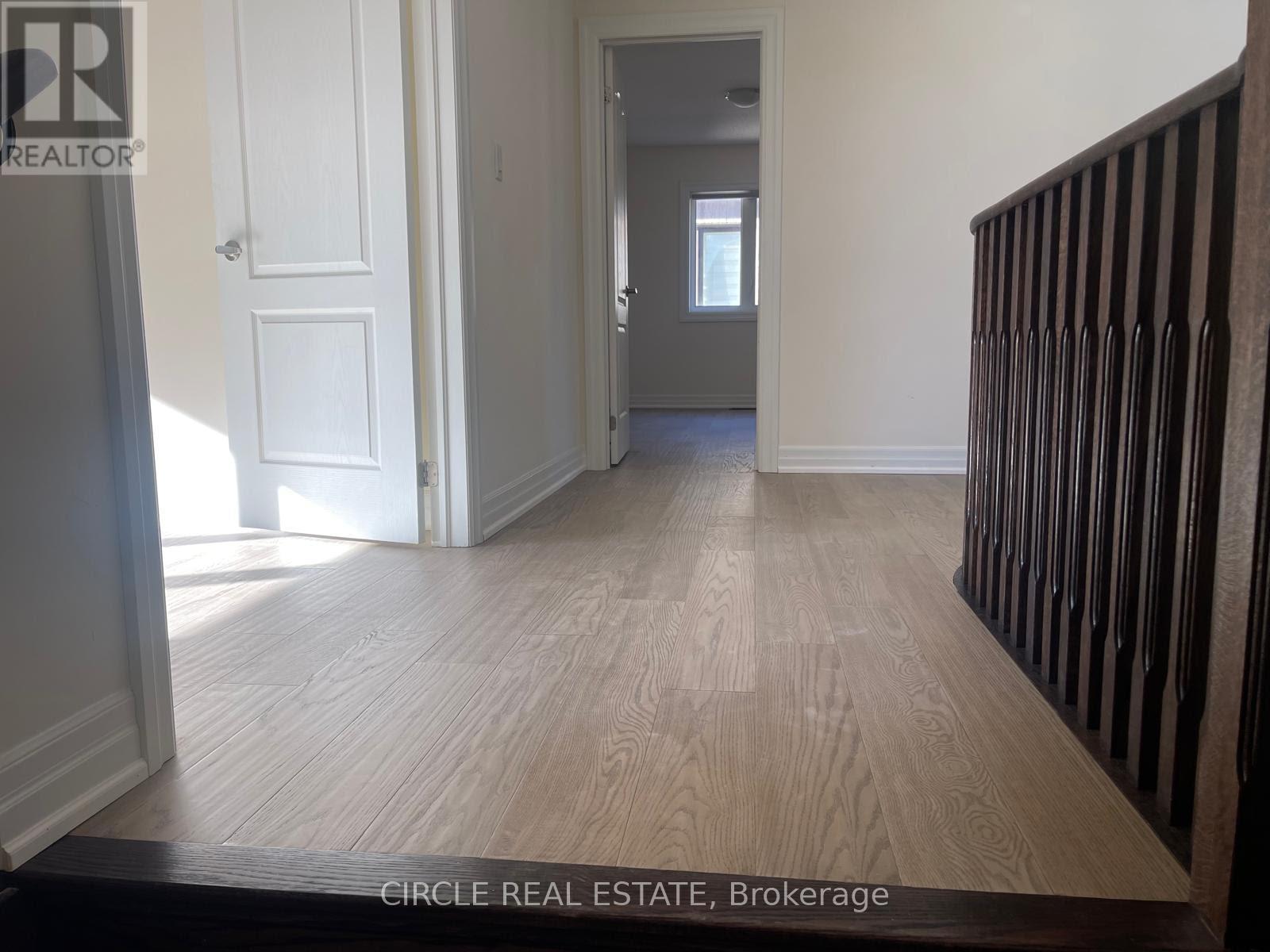 Upper Level - 213 Danny Wheeler Boulevard, Georgina, ON - Indoor Photo Showing Other Room