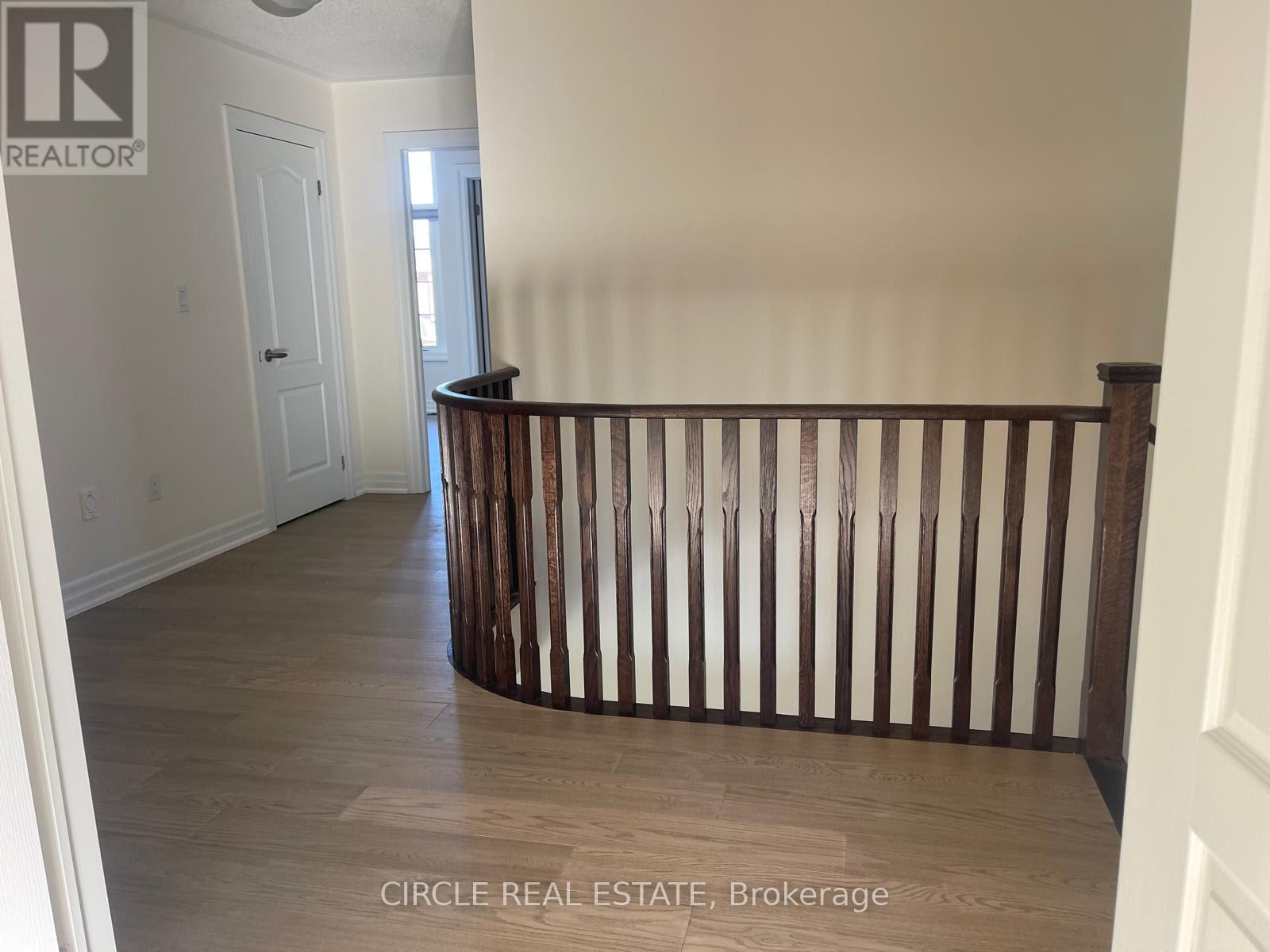 Upper Level - 213 Danny Wheeler Boulevard, Georgina, ON - Indoor Photo Showing Other Room