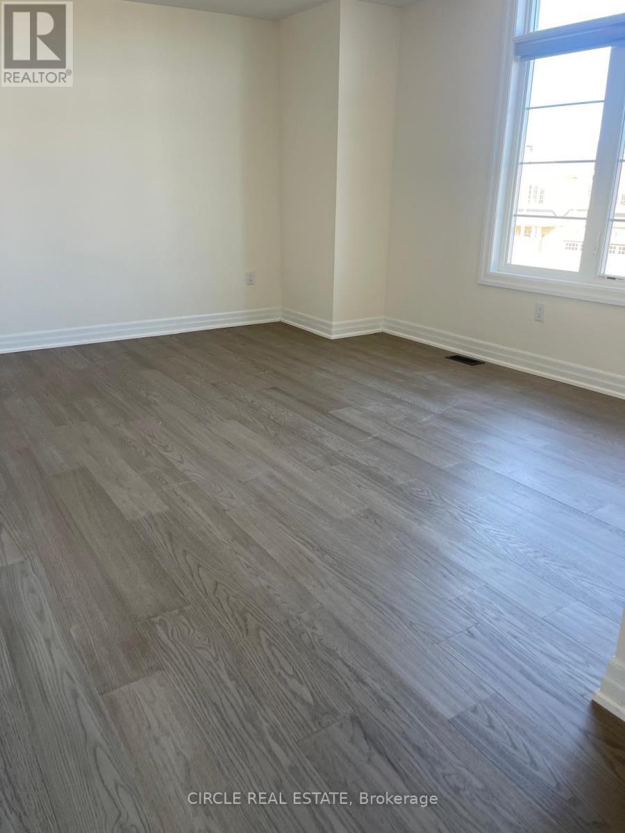 Upper Level - 213 Danny Wheeler Boulevard, Georgina, ON - Indoor Photo Showing Other Room