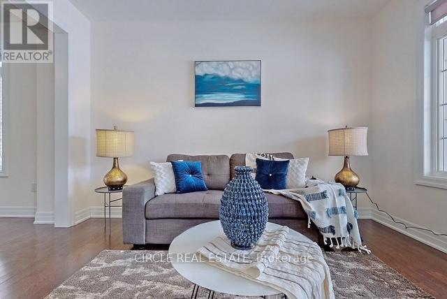 Upper Level - 213 Danny Wheeler Boulevard, Georgina, ON - Indoor