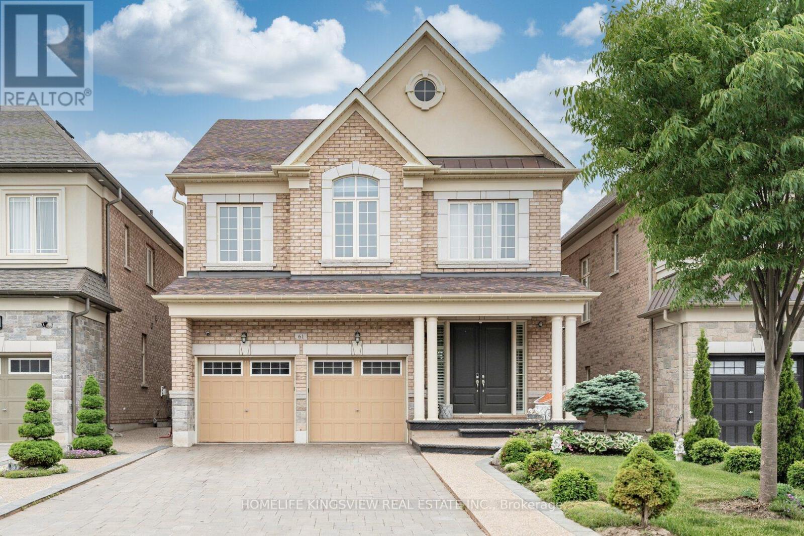 61 Ross Vennare Crescent, Vaughan, ON - Outdoor With Facade