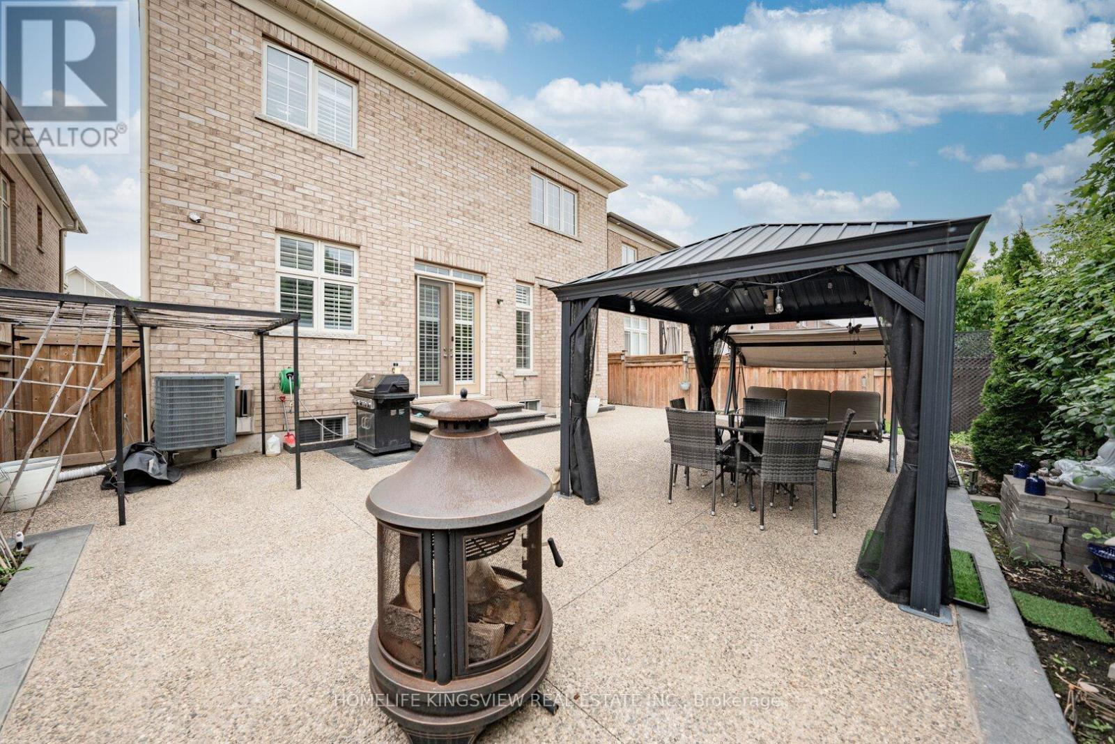 61 Ross Vennare Crescent, Vaughan, ON - Outdoor With Exterior