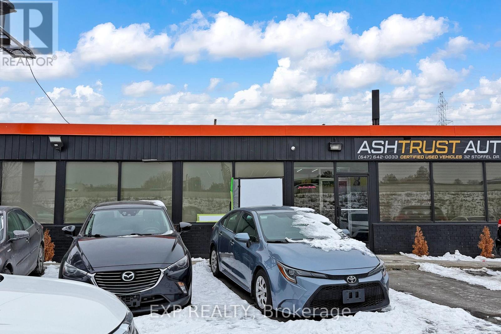 32 Stoffel Drive, Toronto, ON