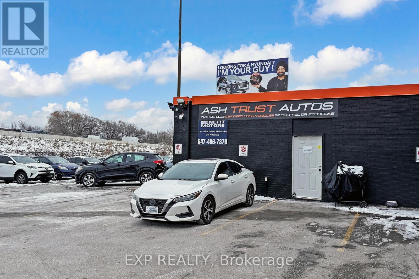 32 Stoffel Drive, Toronto, ON