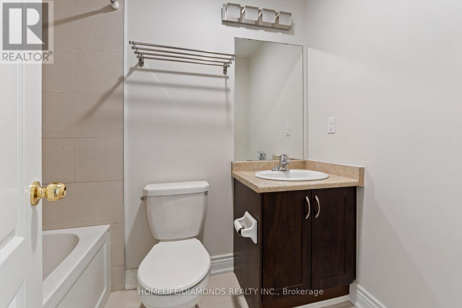 43 Sprucewood Road, Brampton, ON - Indoor Photo Showing Bathroom