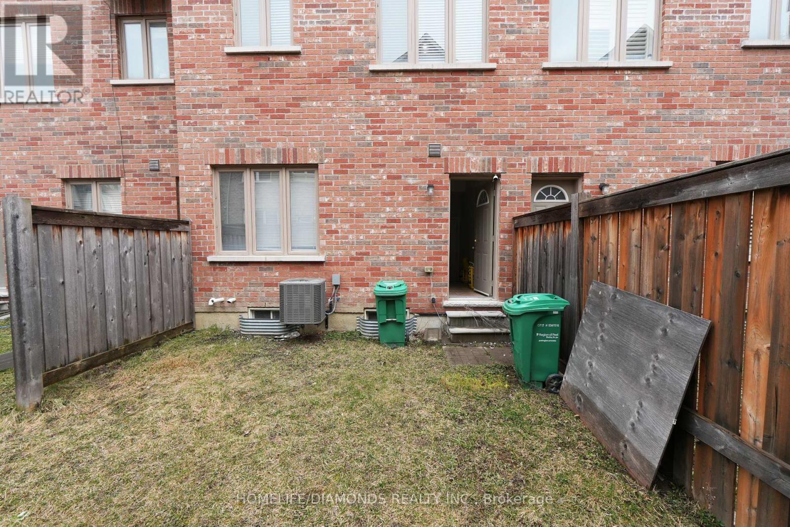 43 Sprucewood Road, Brampton, ON - Outdoor With Exterior