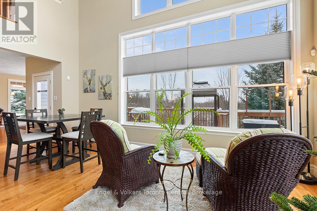 193 Alta Road, Blue Mountains, ON - Indoor Photo Showing Dining Room