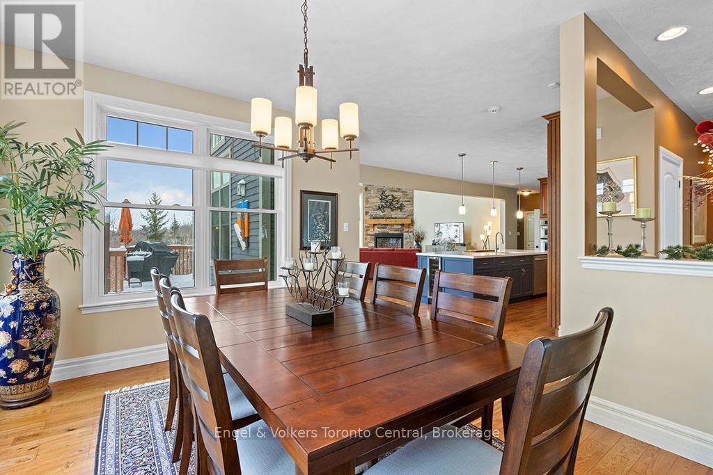 193 Alta Road, Blue Mountains, ON - Indoor Photo Showing Dining Room