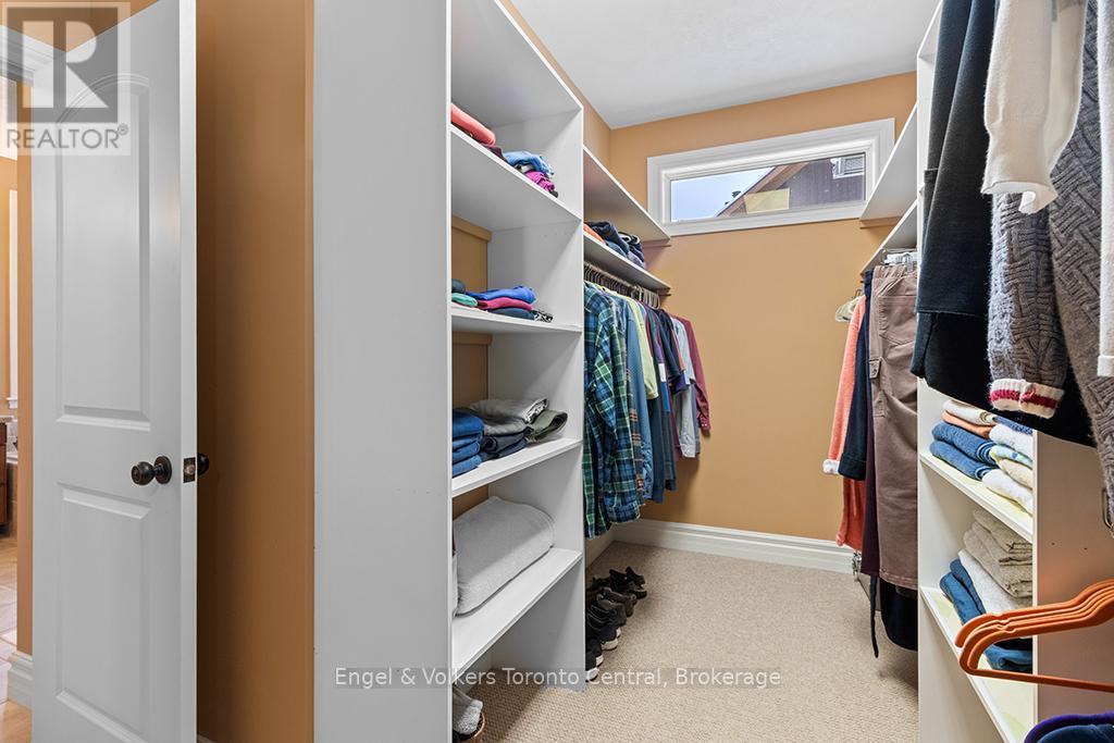 193 Alta Road, Blue Mountains, ON - Indoor With Storage