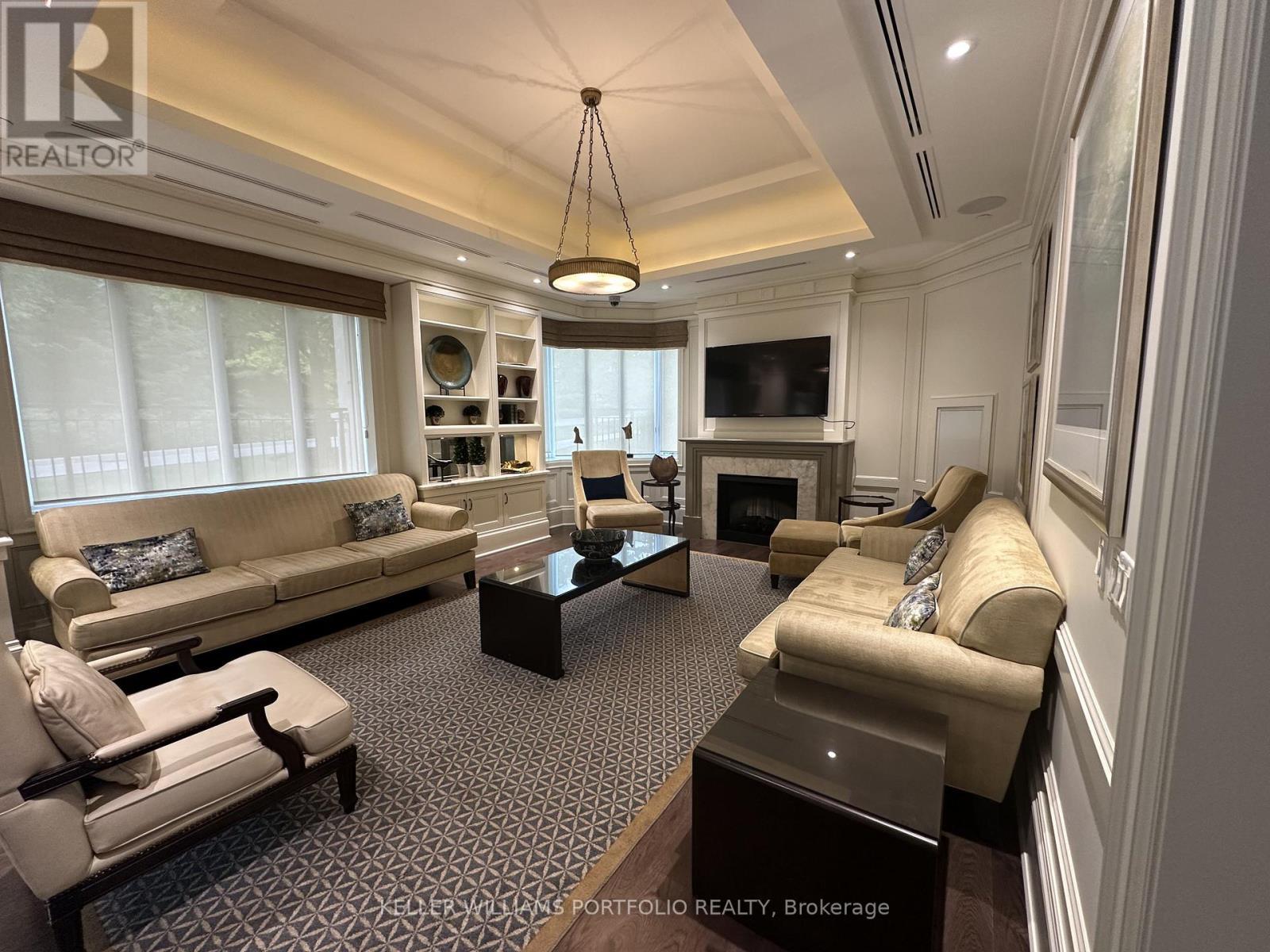 Party Room - 508 - 1888 Bayview Avenue, Toronto, ON - Indoor Photo Showing Living Room With Fireplace