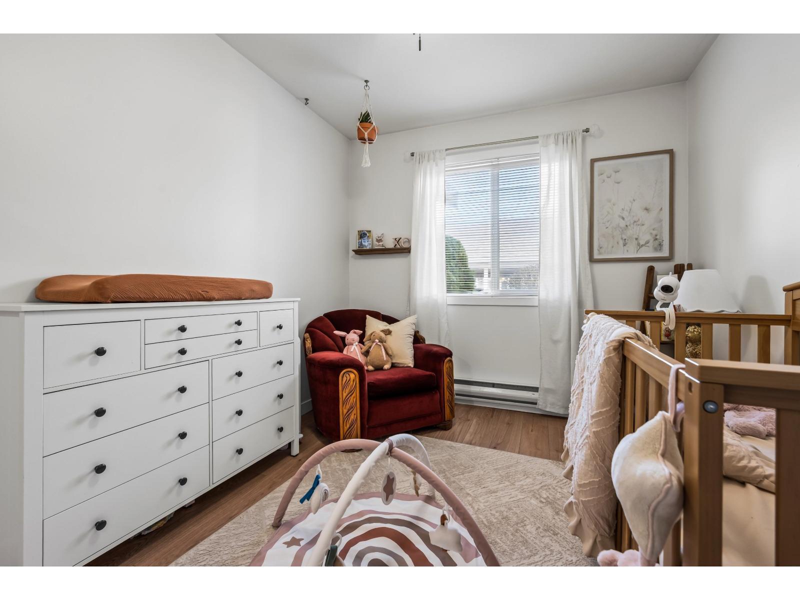 13 46735 Yale Road|Chilliwack Proper East, Chilliwack, BC - Indoor Photo Showing Bedroom