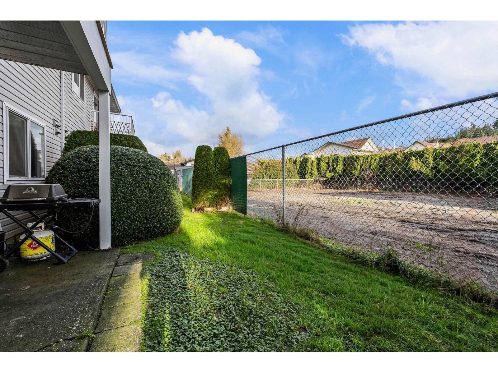 13 46735 Yale Road|Chilliwack Proper East, Chilliwack, BC - Outdoor