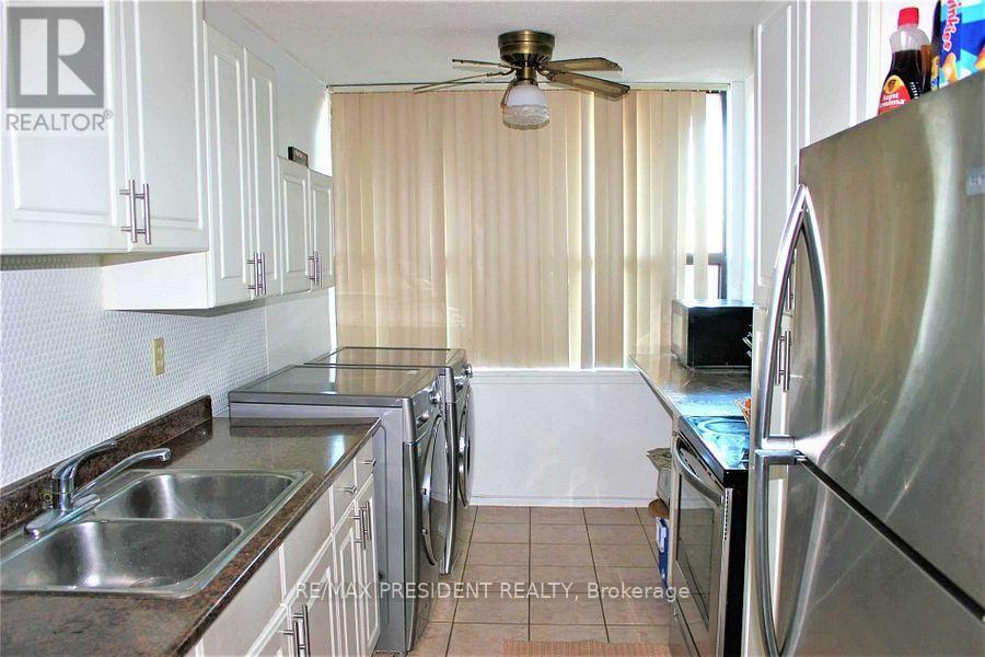 103 - 17 Knightsbridge Road, Brampton, ON - Indoor