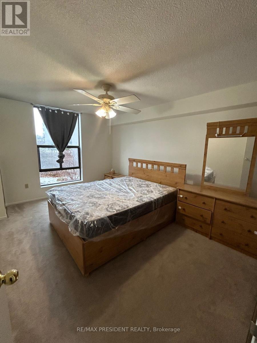 103 - 17 Knightsbridge Road, Brampton, ON - Indoor Photo Showing Bedroom
