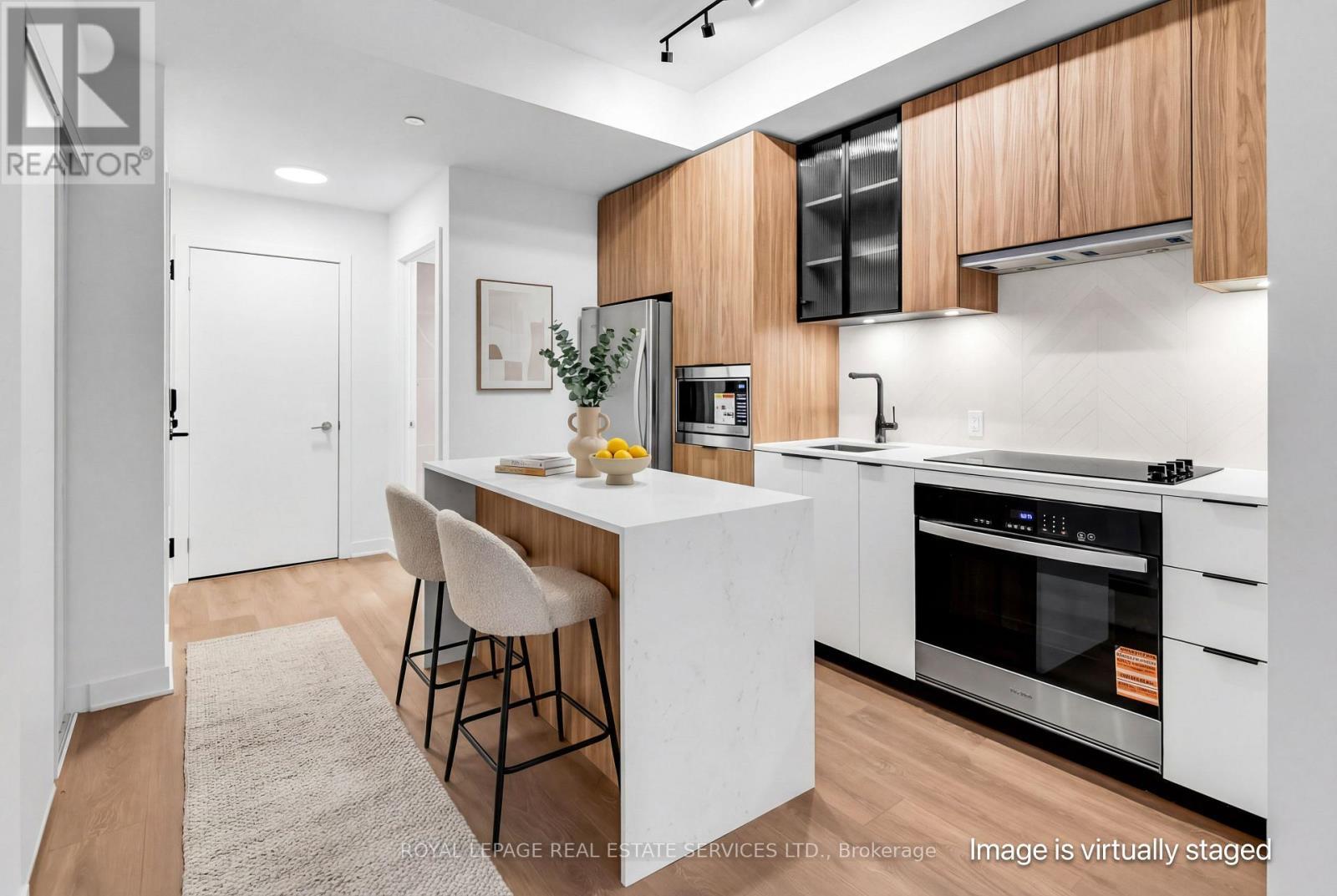 Virtually Staged - 423 - 1037 The Queensway, Toronto, ON - Indoor Photo Showing Kitchen With Upgraded Kitchen