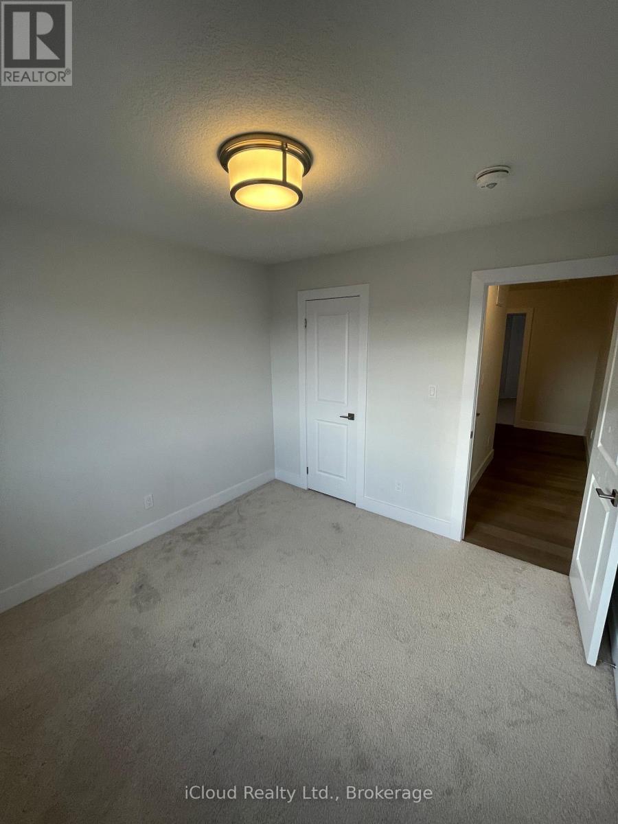 Third Bedroom - 167 Forest Creek Drive, Kitchener, ON - Indoor Photo Showing Other Room