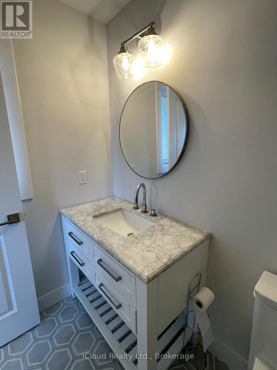 En suite Washroom - 167 Forest Creek Drive, Kitchener, ON - Indoor Photo Showing Bathroom
