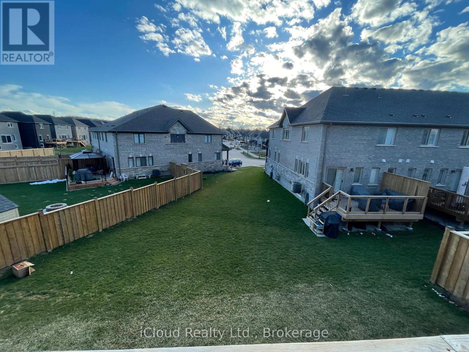 167 Forest Creek Drive, Kitchener, ON - Outdoor