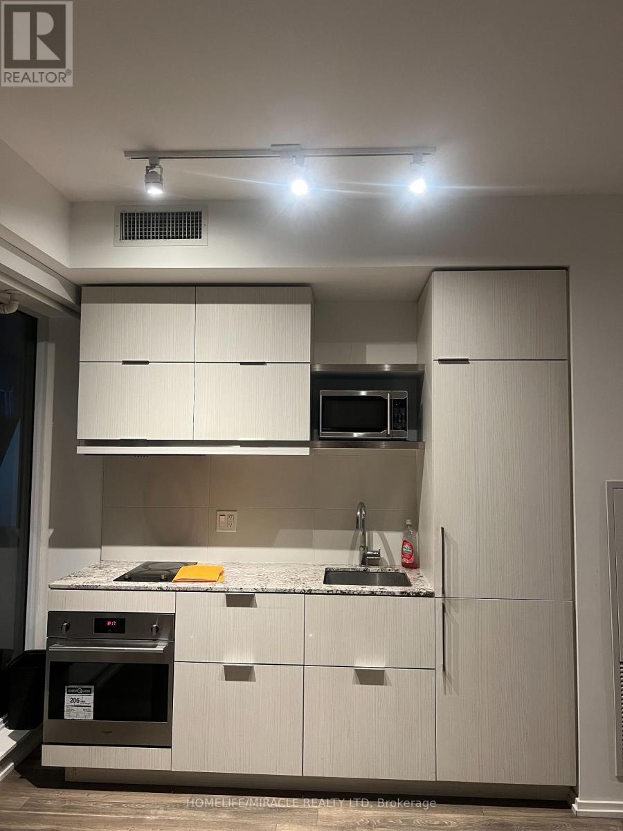 4308 - 197 Yonge Street, Toronto, ON - Indoor