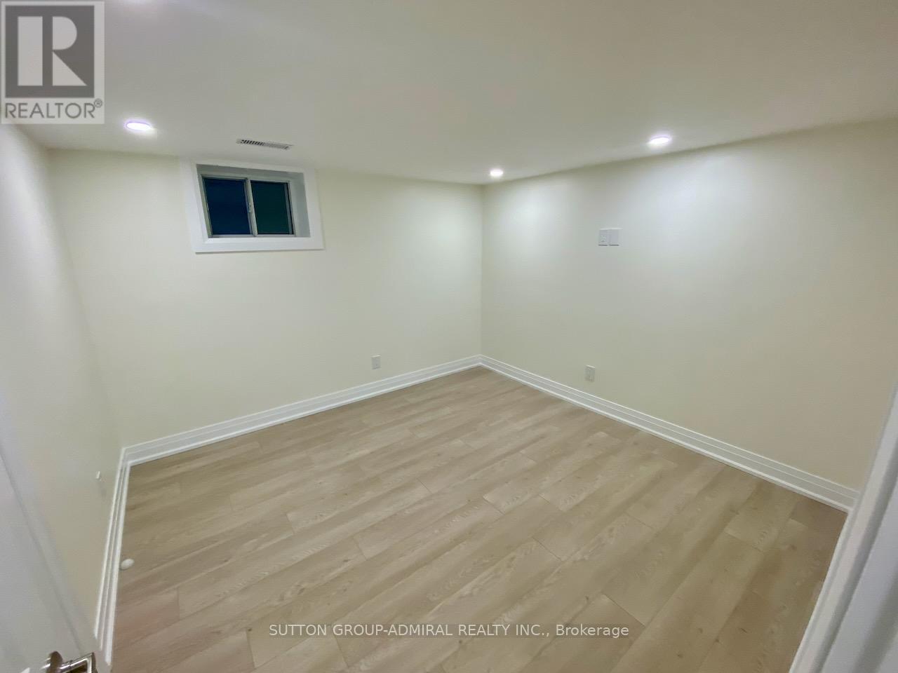 6 - 347 Northcliffe Boulevard, Toronto, ON - Indoor Photo Showing Other Room