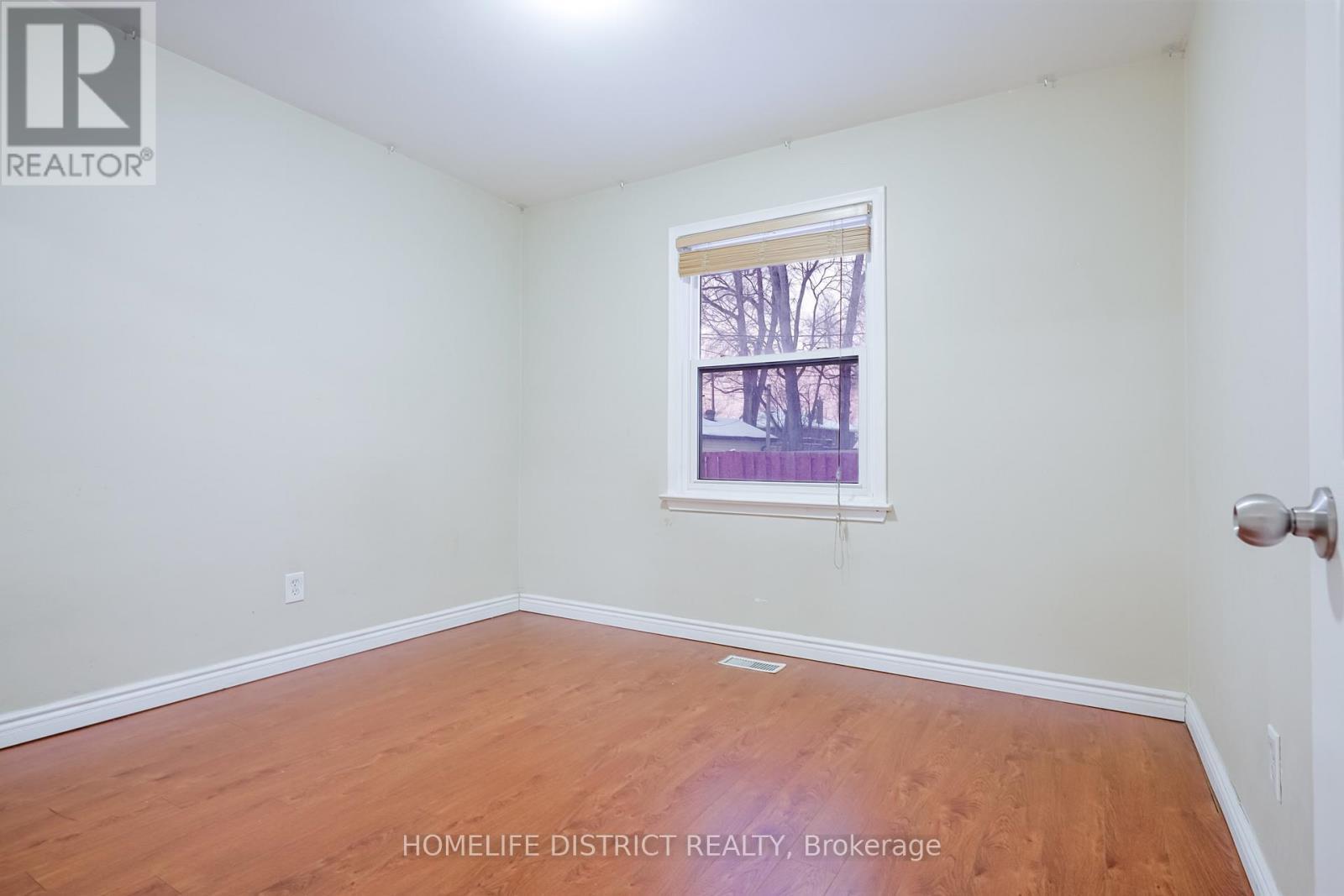 40 Calumet Crescent, Toronto, ON - Indoor Photo Showing Other Room