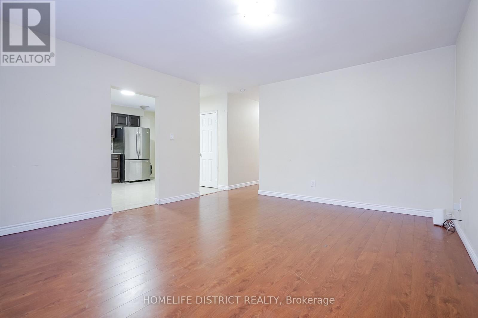 40 Calumet Crescent, Toronto, ON - Indoor Photo Showing Other Room
