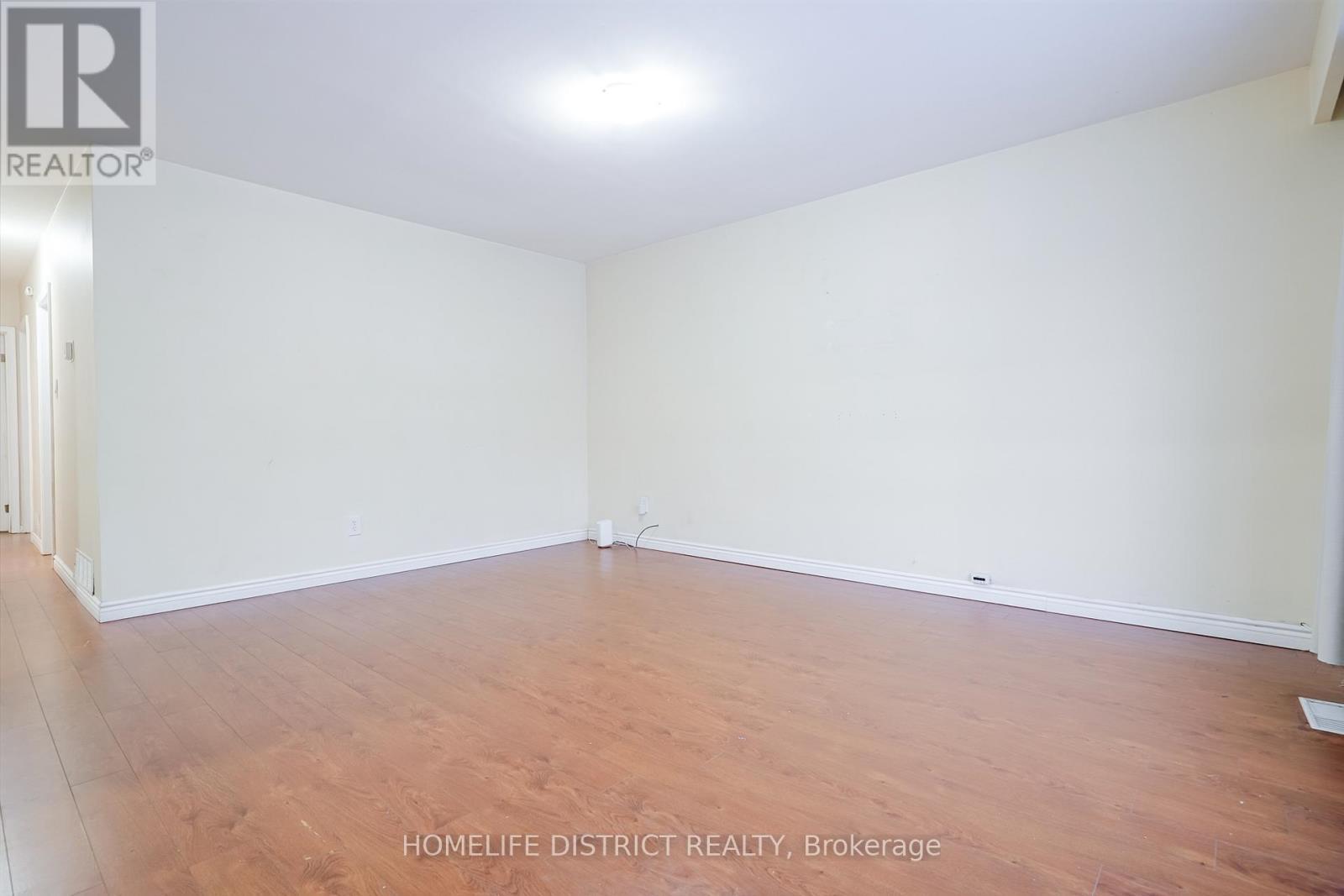 40 Calumet Crescent, Toronto, ON - Indoor Photo Showing Other Room