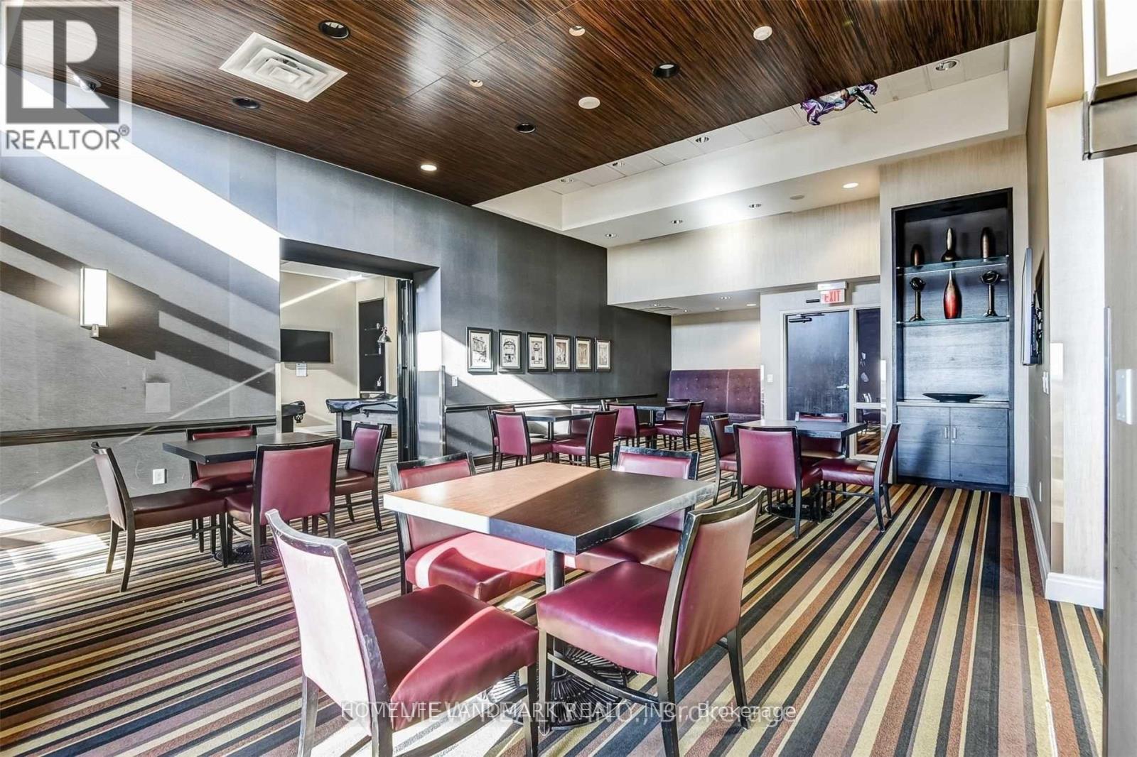 2711 - 385 Prince Of Wales Drive, Mississauga, ON - With Exterior