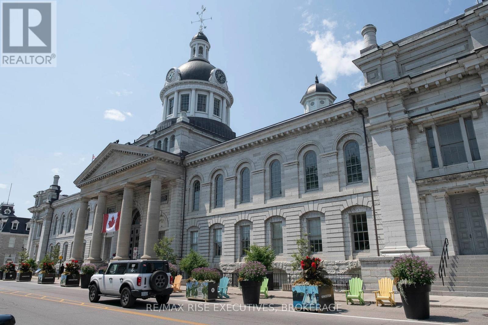 205 - 275 Ontario Street, Kingston (East Of Sir John A. Blvd), ON