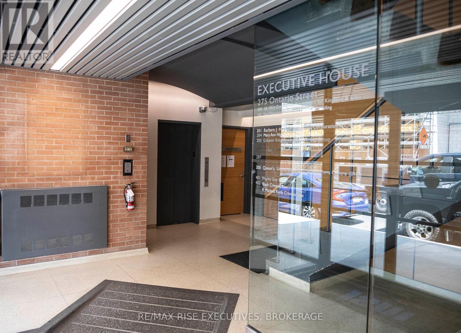 205 - 275 Ontario Street, Kingston (East Of Sir John A. Blvd), ON